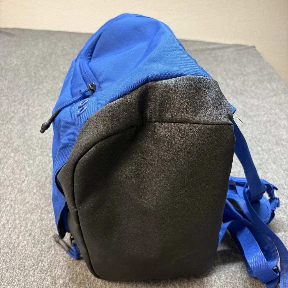 Nike excellent preowned